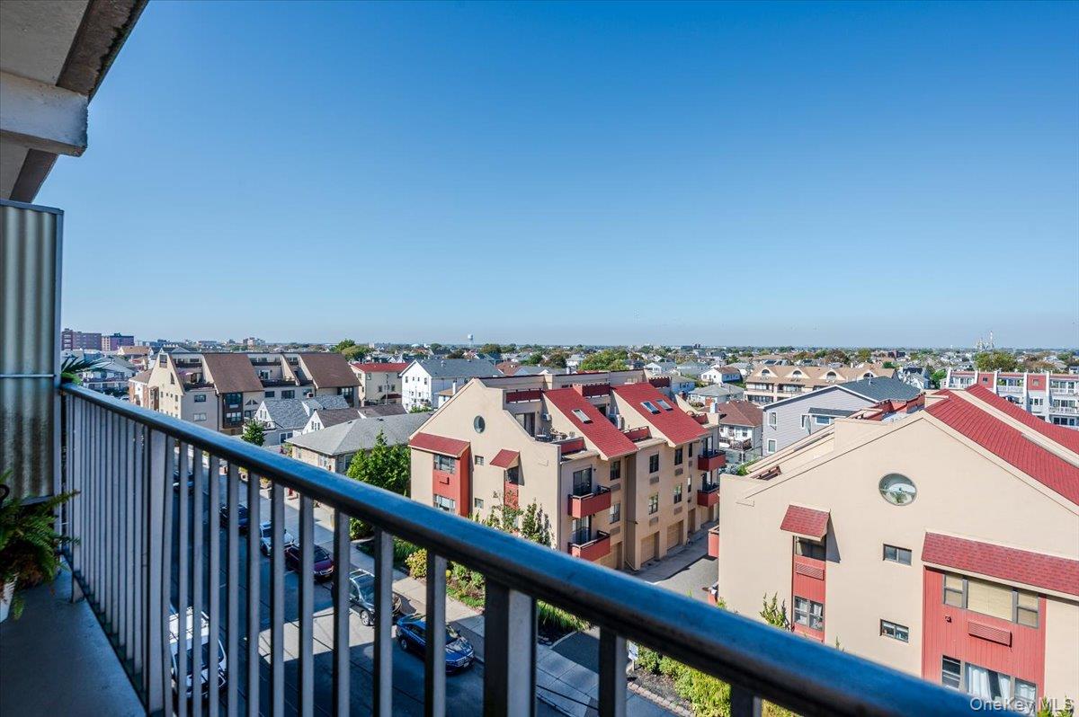 650 Shore Road # 5P, Long Beach, NY 11561