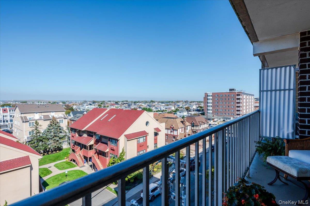 650 Shore Road # 5P, Long Beach, NY 11561