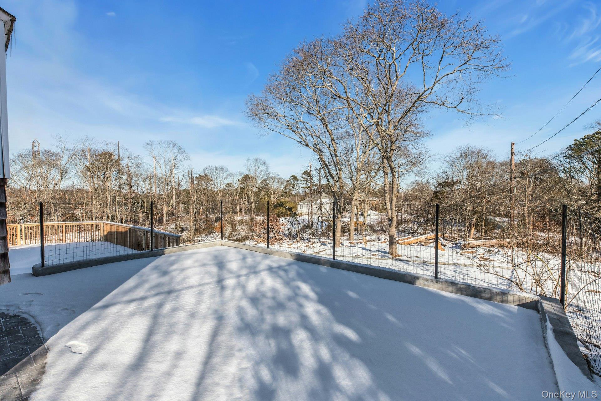 33 Oceanview Road, Hampton Bays, NY 11946