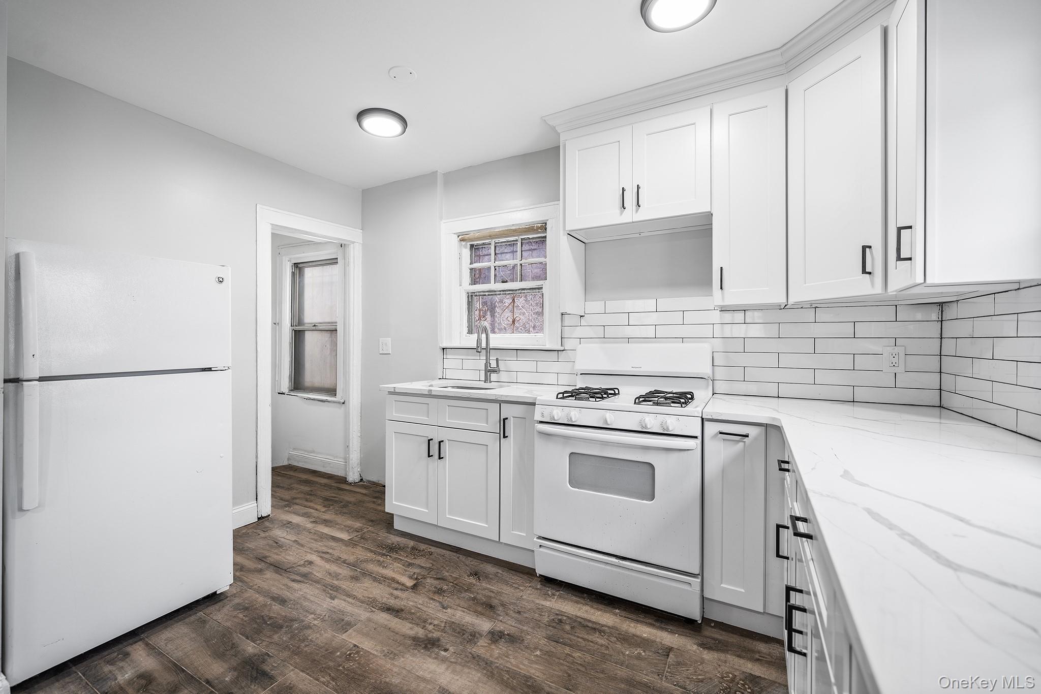 19125 115th Road, Saint Albans, NY 11412