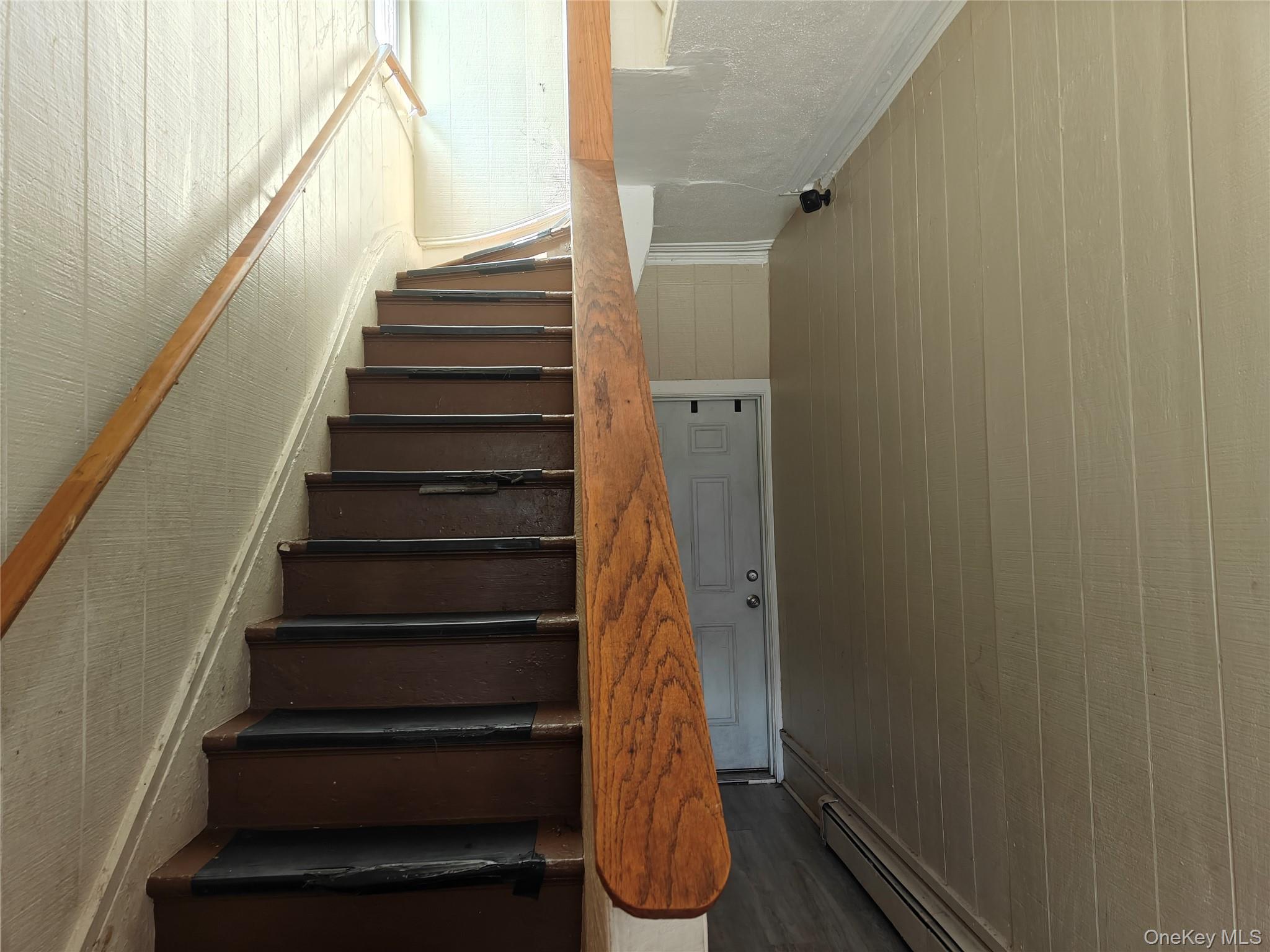 24 Jewett Avenue, Poughkeepsie, NY 12601