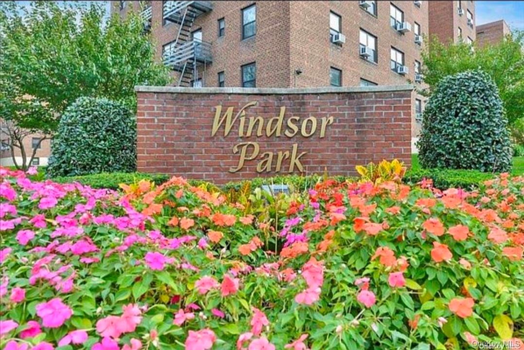 213-05 75th Avenue # 2O, Oakland Gardens, NY 11364