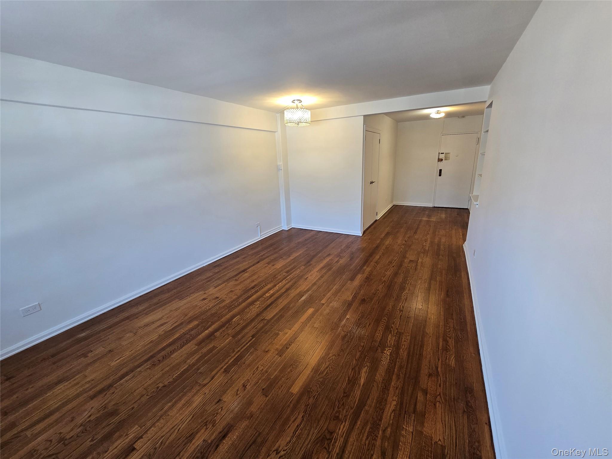 213-05 75th Avenue # 2O, Oakland Gardens, NY 11364