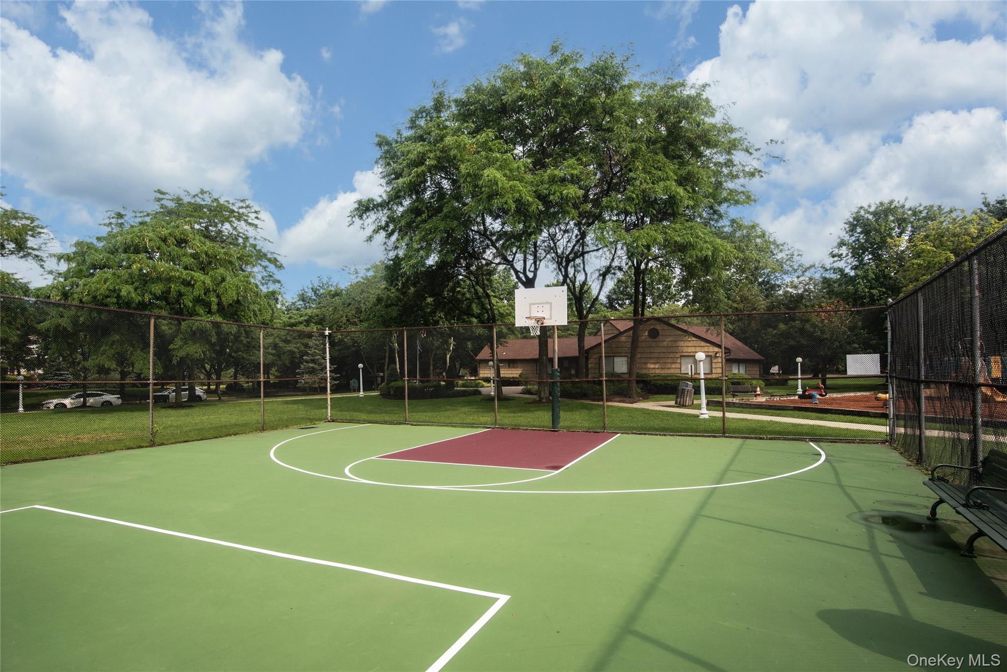 269 Treetop Circle, Nanuet, NY 10954