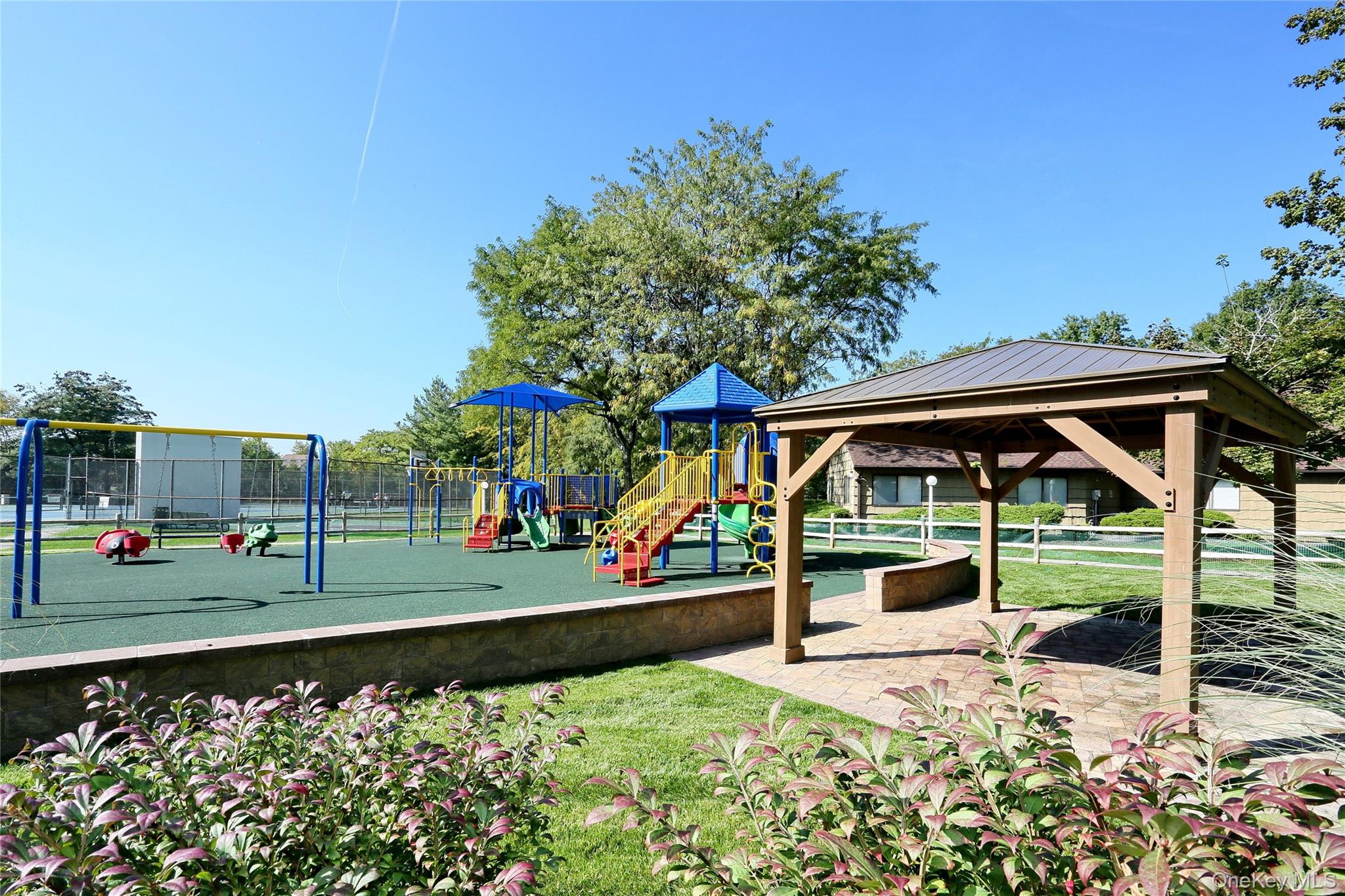 269 Treetop Circle, Nanuet, NY 10954