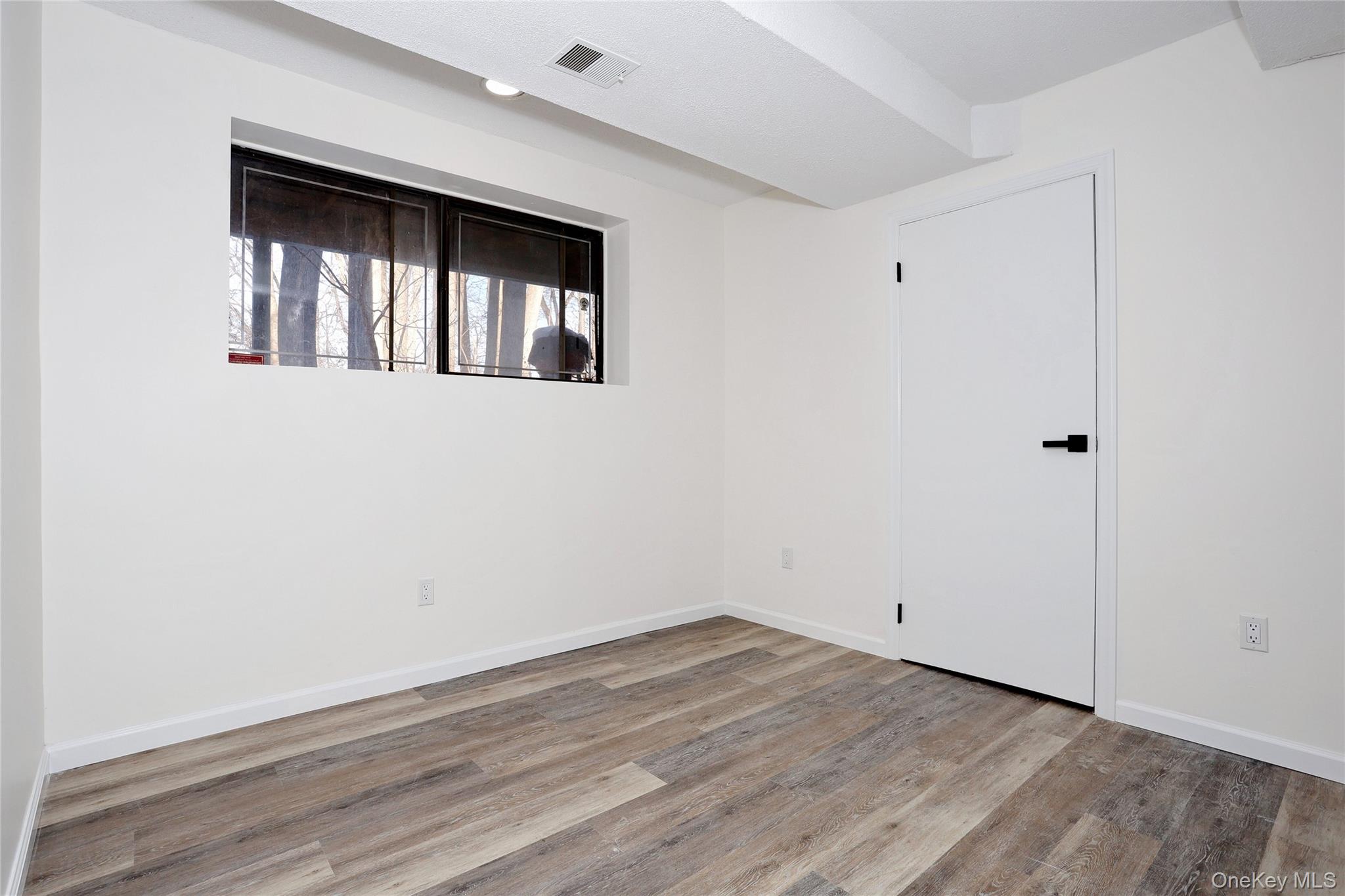 269 Treetop Circle, Nanuet, NY 10954