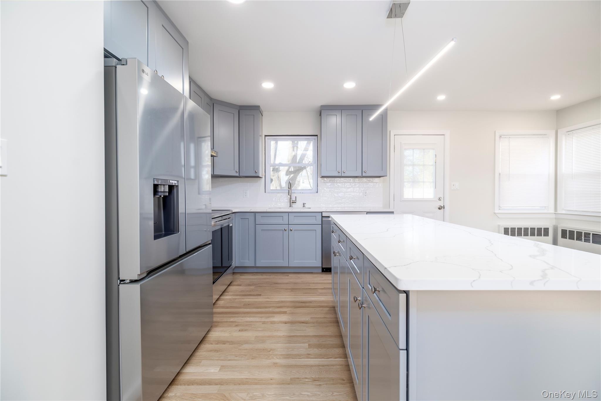 29 West Avenue, Hicksville, NY 11801