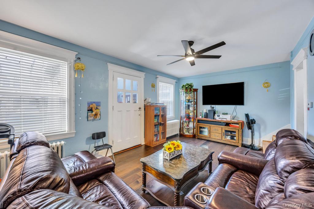 91-13 184th Street, Hollis, NY 11423