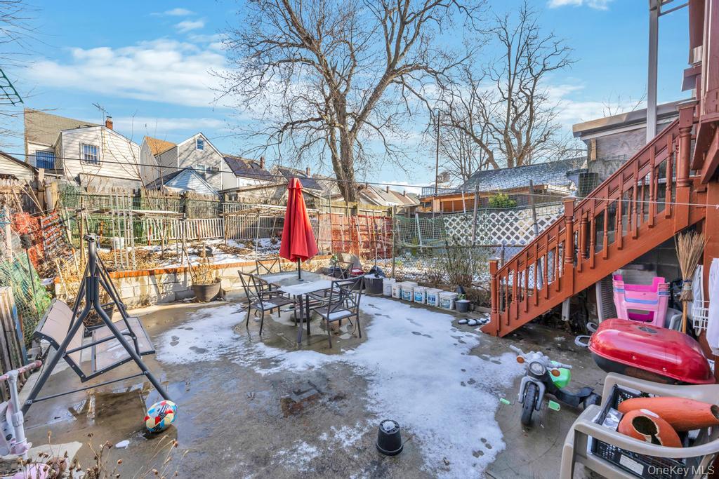 91-13 184th Street, Hollis, NY 11423