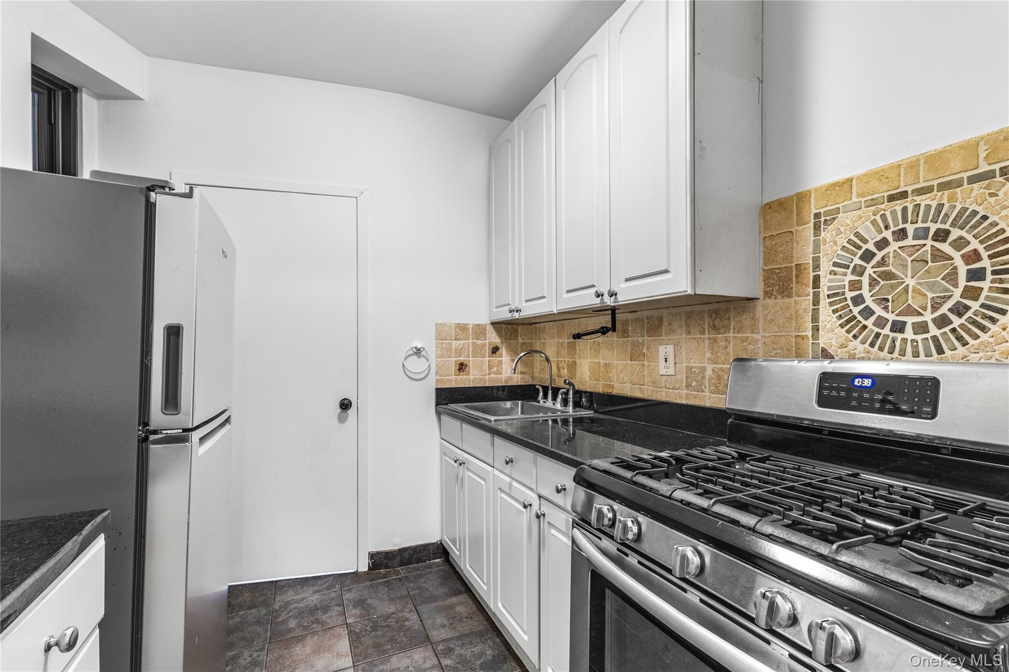 155 W 106th Street # 1A, New York (Manhattan), NY 10025