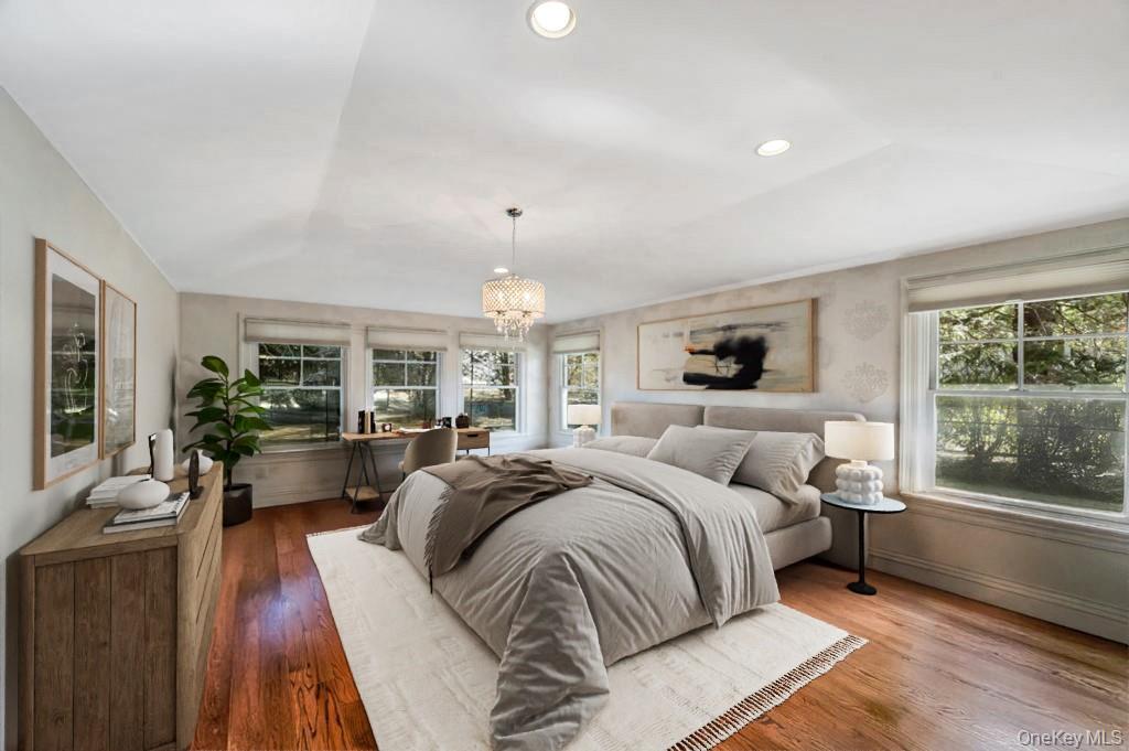 3 School House Lane, Great Neck, NY 11020