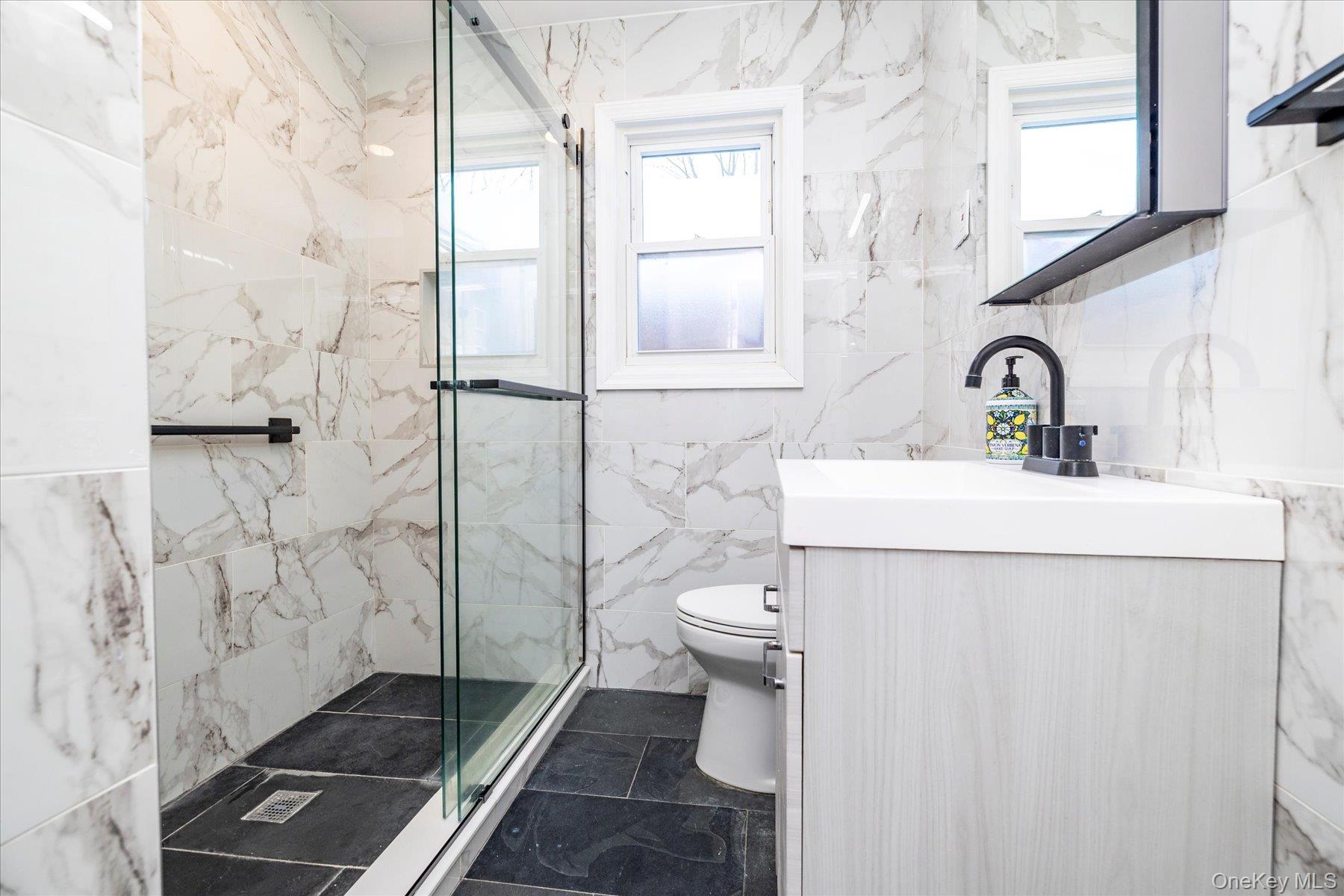 5 Prospect Street, Glen Head, NY 11545