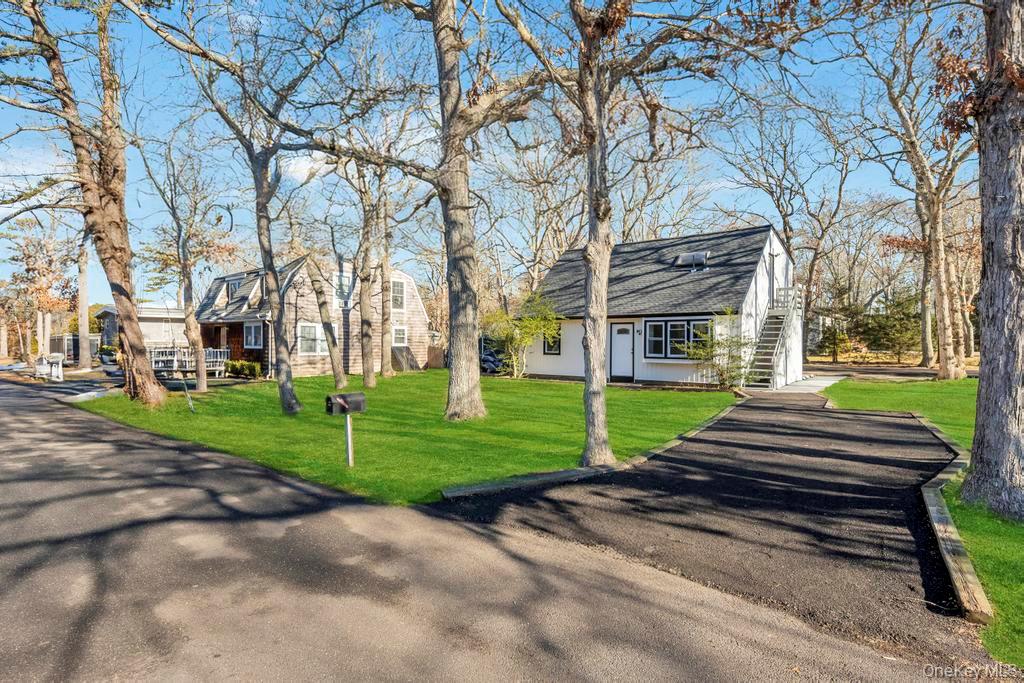 15 Ocean Avenue, East Quogue, NY 11942