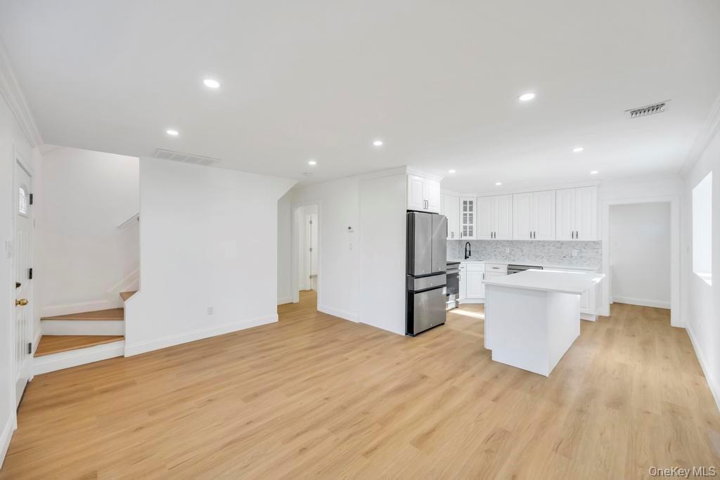 15 Ocean Avenue, East Quogue, NY 11942