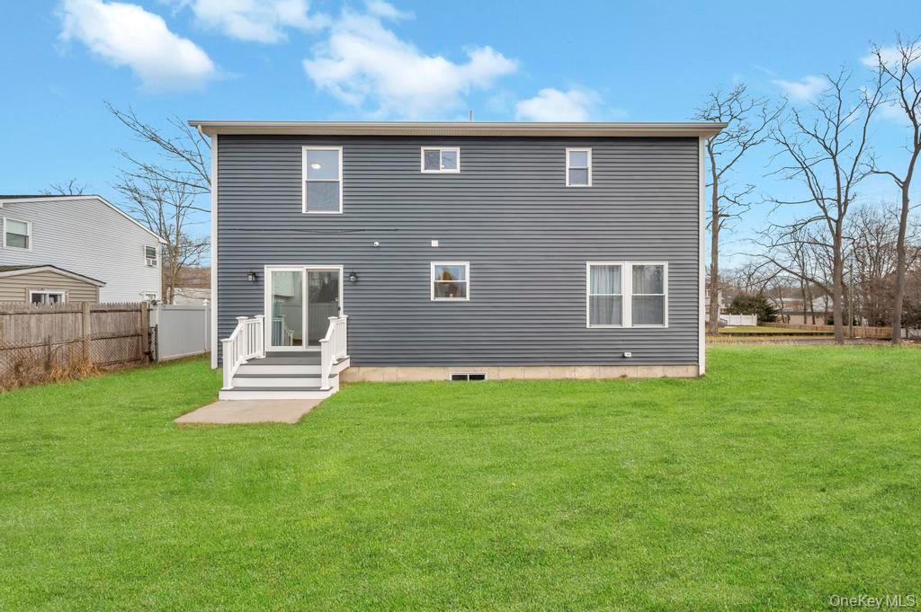 42 Volta Drive, Deer Park, NY 11729