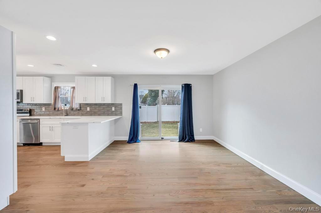 42 Volta Drive, Deer Park, NY 11729