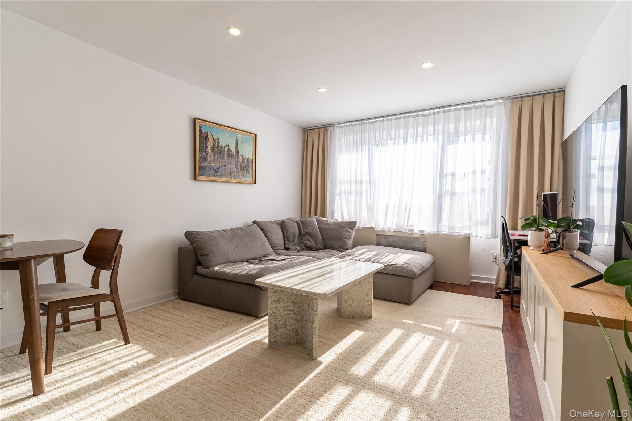 16 Lake Street # 6G, White Plains, NY 10603