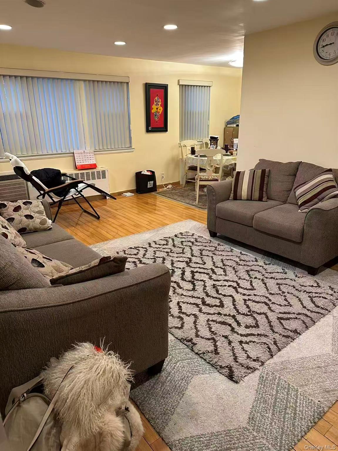 6739 150th Street # 350B, Kew Garden Hills, NY 11367