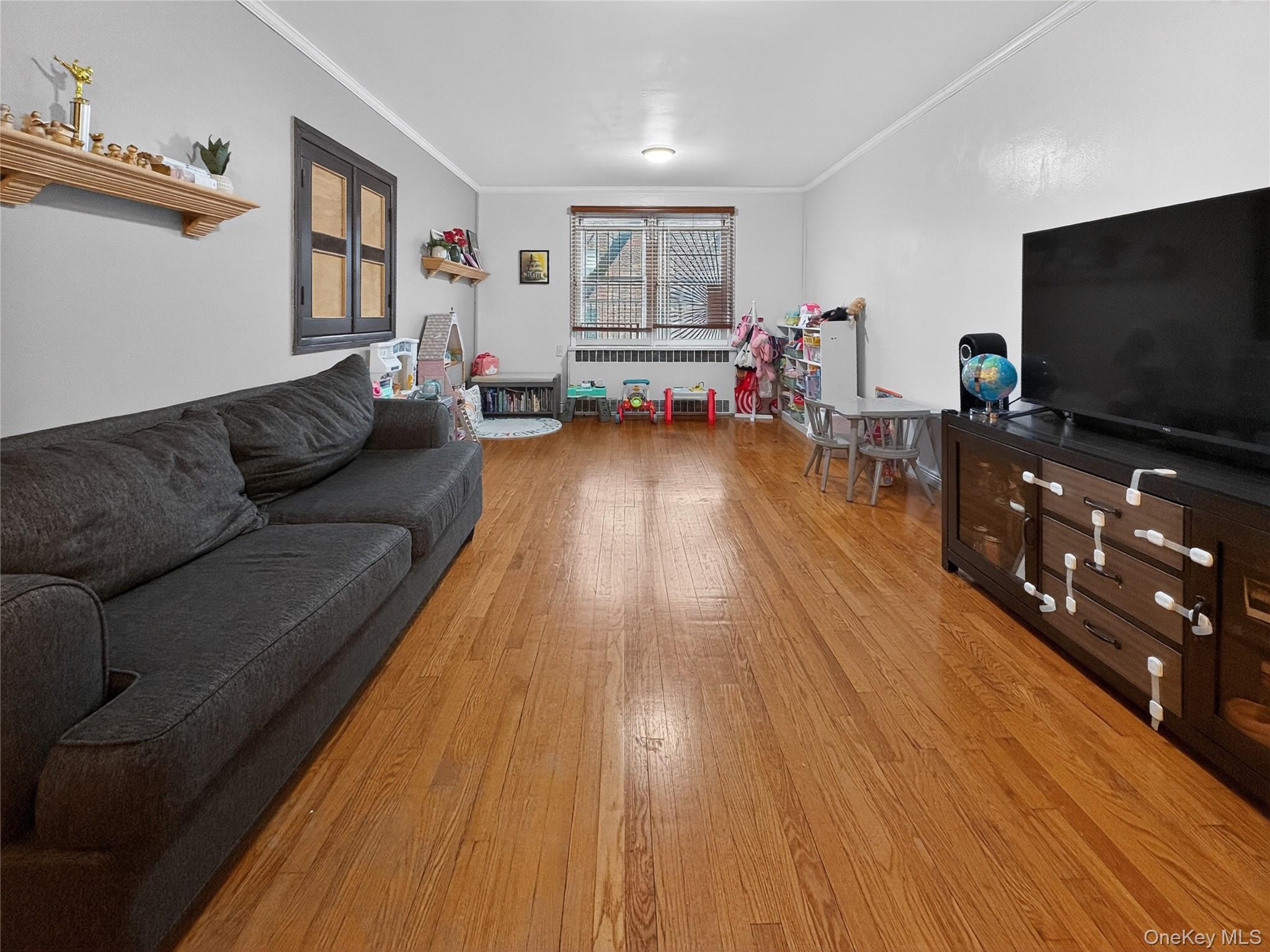 65-70 Booth Street # 6F, Rego Park, NY 11374