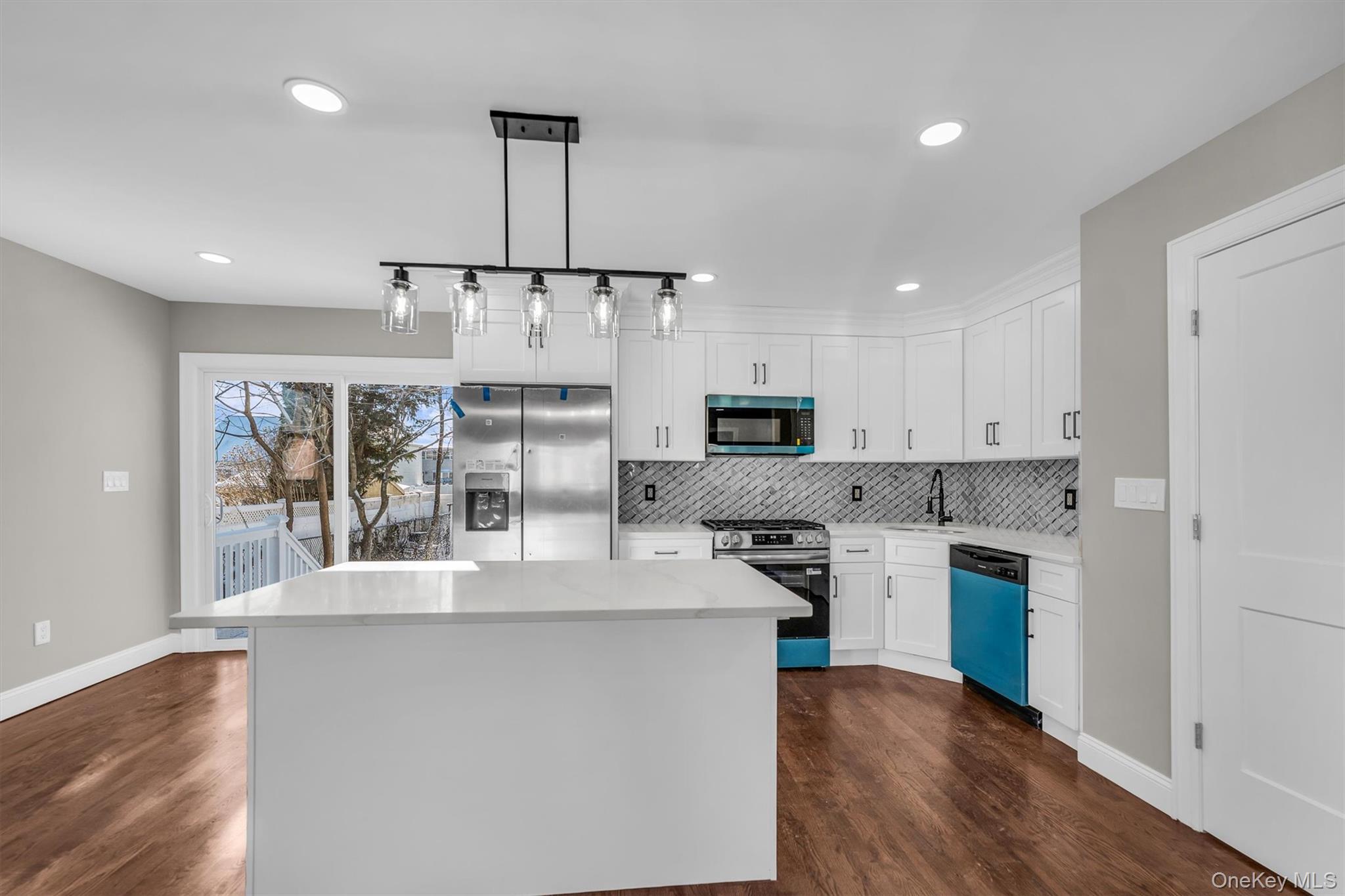 39 Layton Street, Freeport, NY 11520