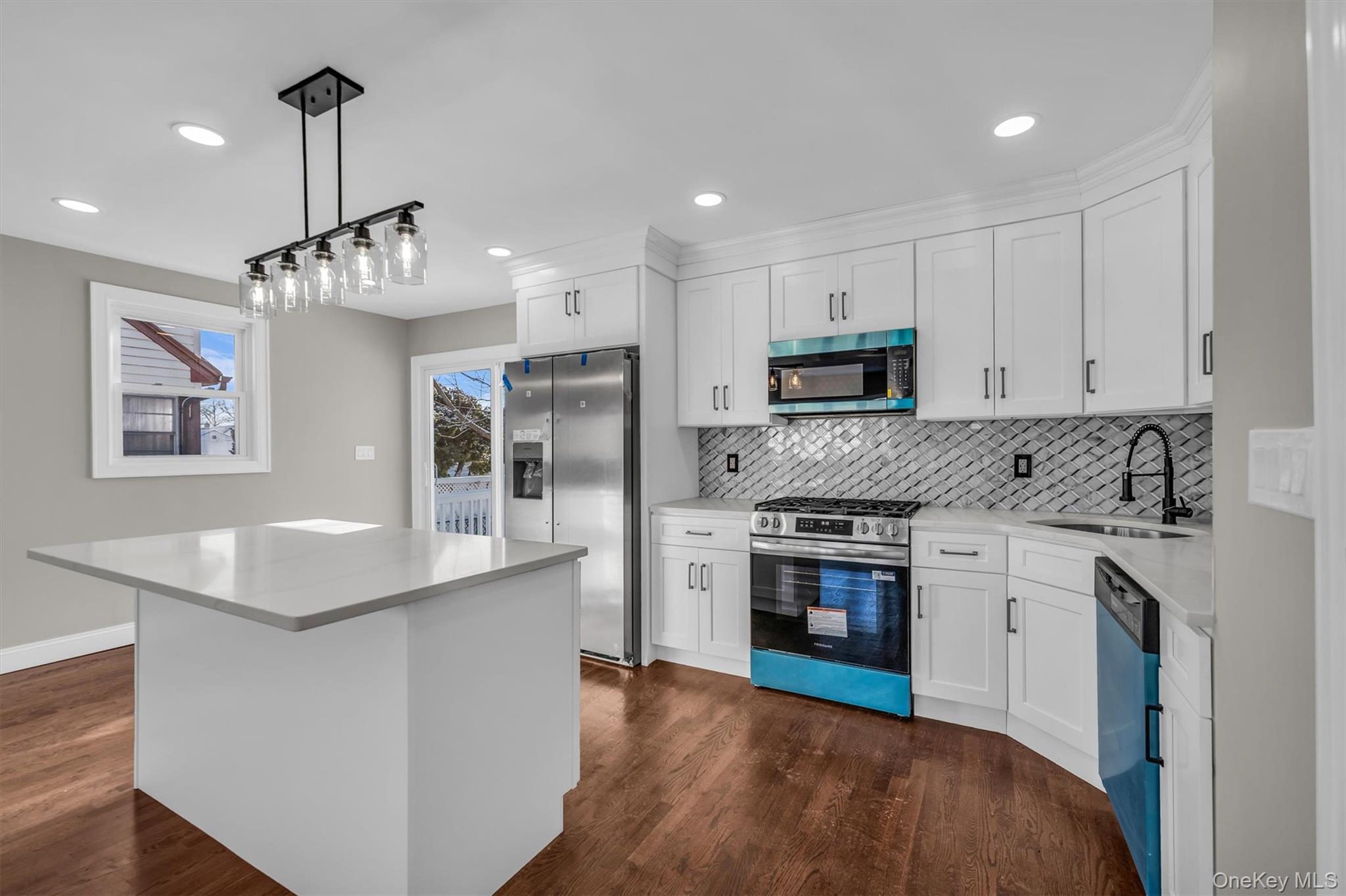 39 Layton Street, Freeport, NY 11520