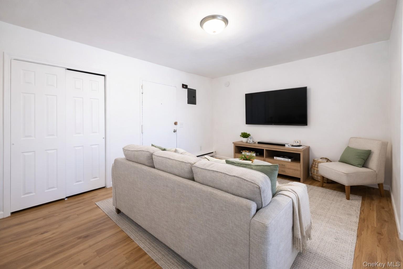 1550 Montauk Highway # 1B, Mastic, NY 11950