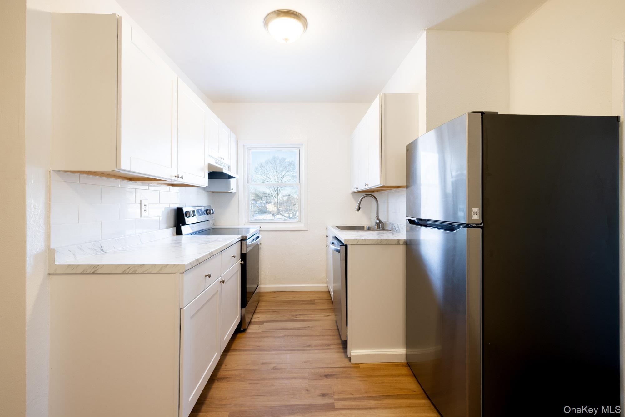 1550 Montauk Highway # 1B, Mastic, NY 11950