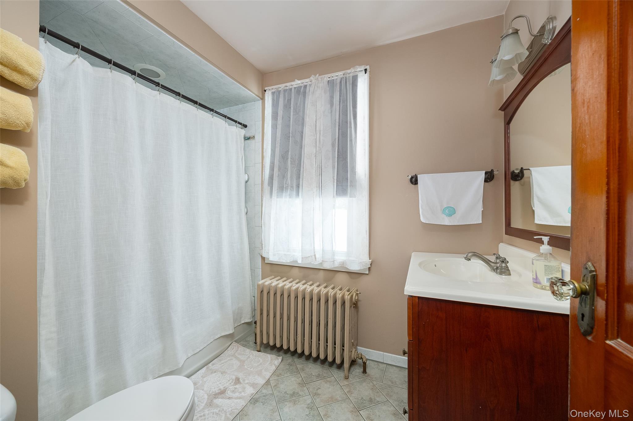 118 E Cedar Street, Poughkeepsie, NY 12601