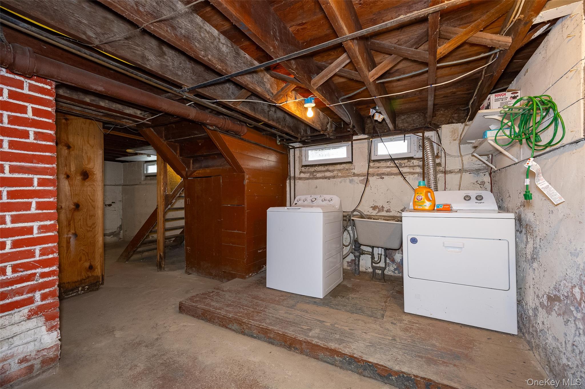 118 E Cedar Street, Poughkeepsie, NY 12601