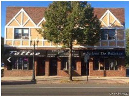 2 Somerset Avenue # Apt #3, East Islip, NY 11730