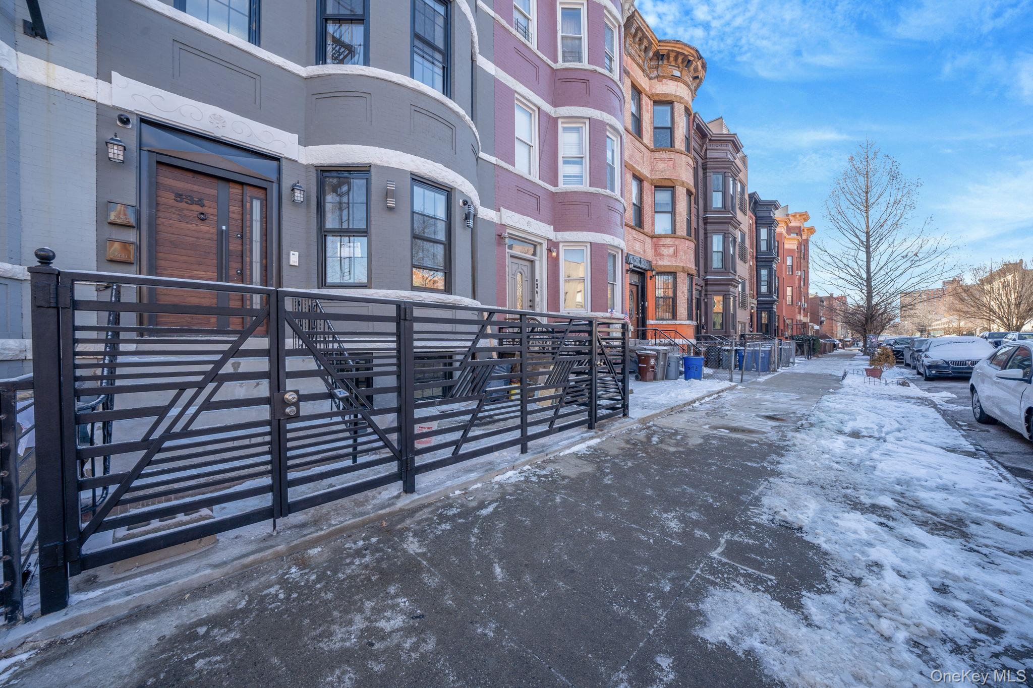 534 Kosciuszko Street, Brooklyn, NY 11221