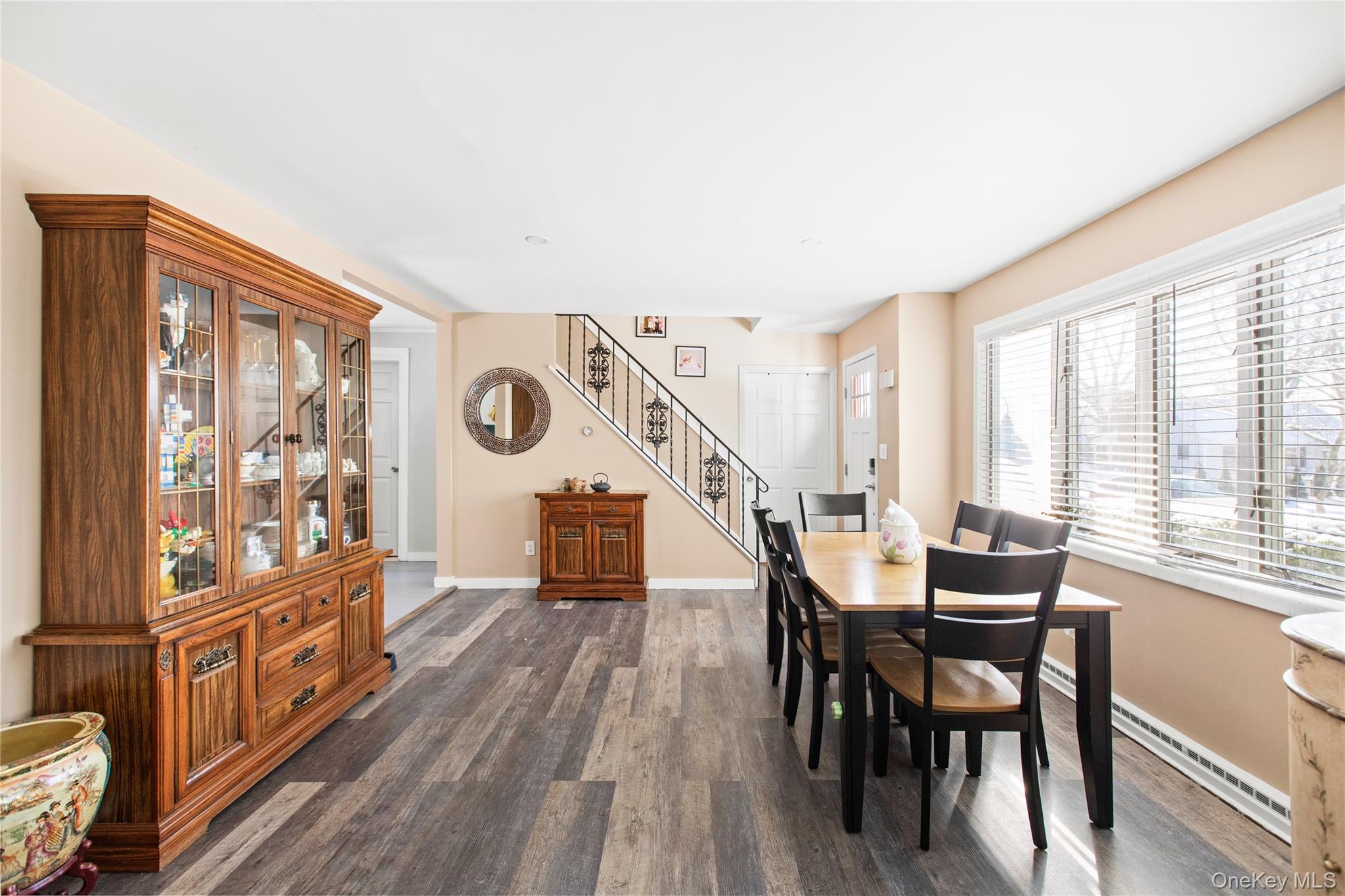 21 Innis Avenue, Ronkonkoma, NY 11779