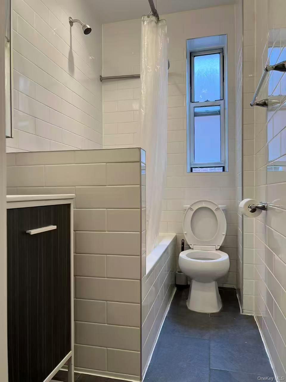 42-22 Ketcham Street # 3E, Elmhurst, NY 11373