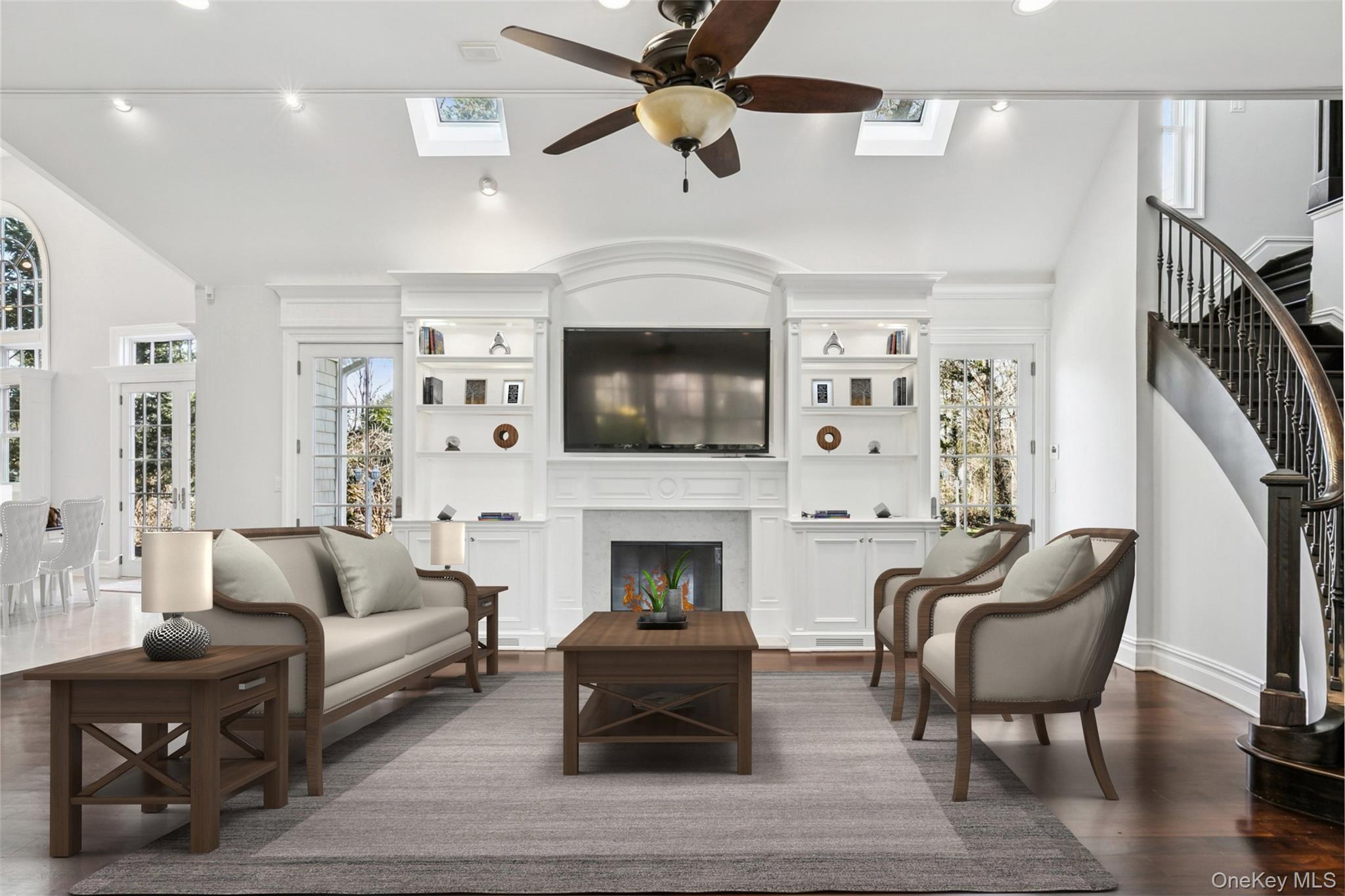 3 The Brae, Woodbury, NY 11797