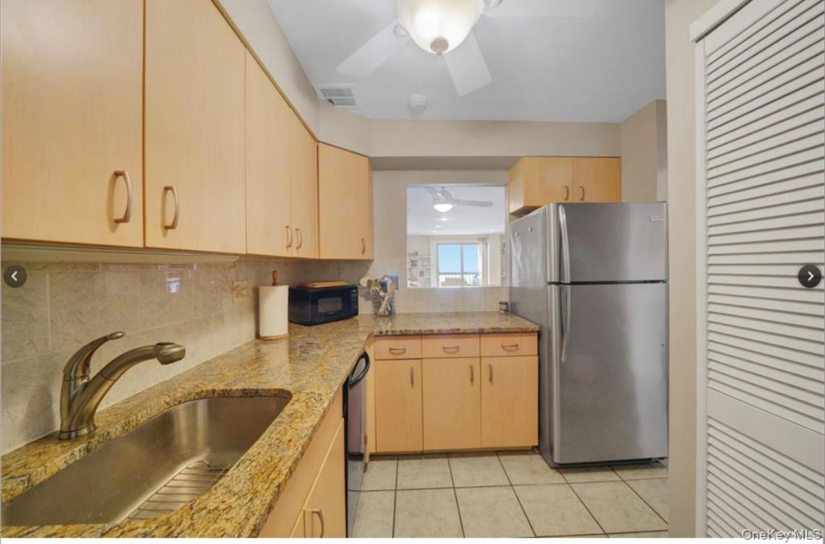 360 Shore Road # 3D, Long Beach, NY 11561