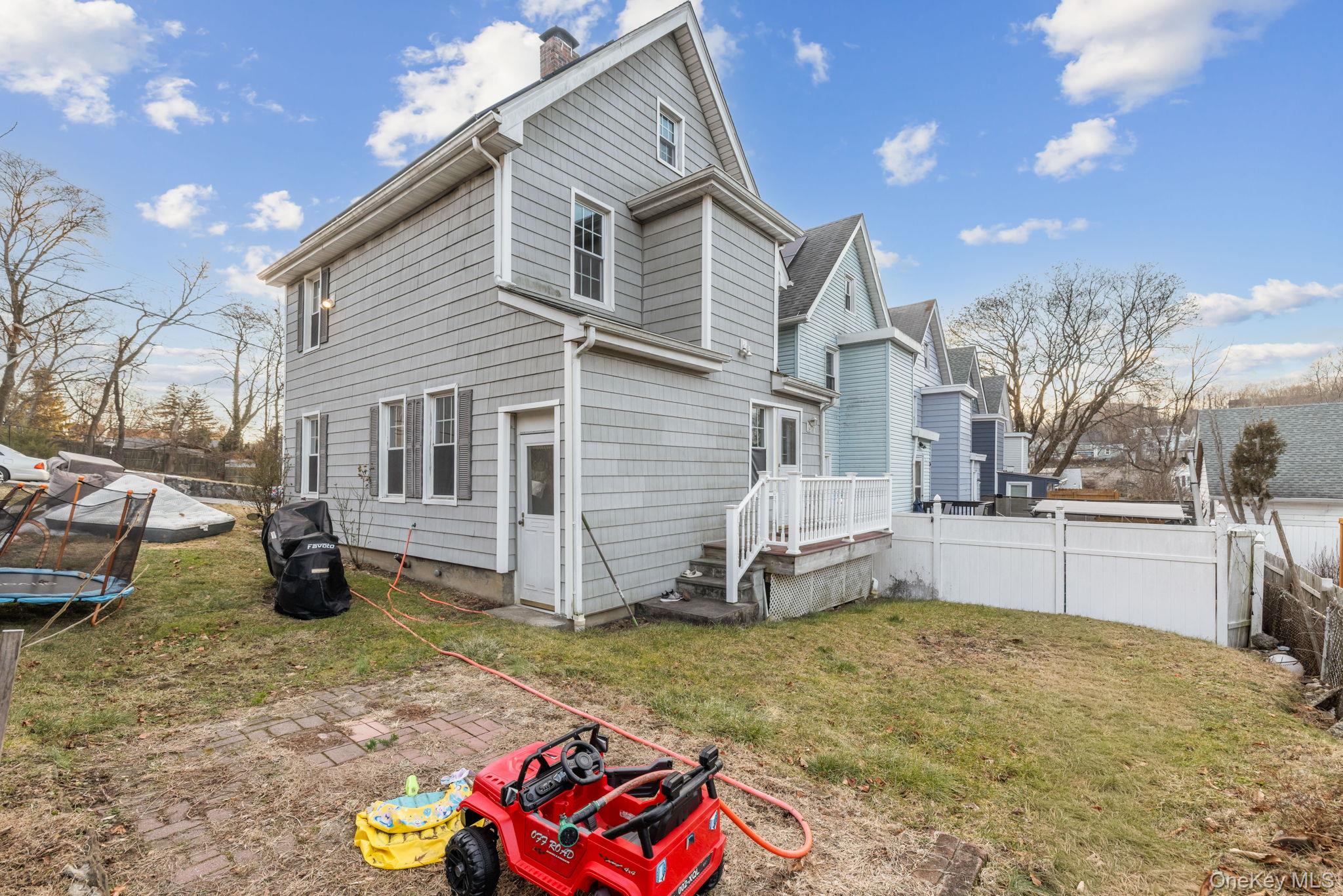 983 Warren Avenue, Peekskill, NY 10566