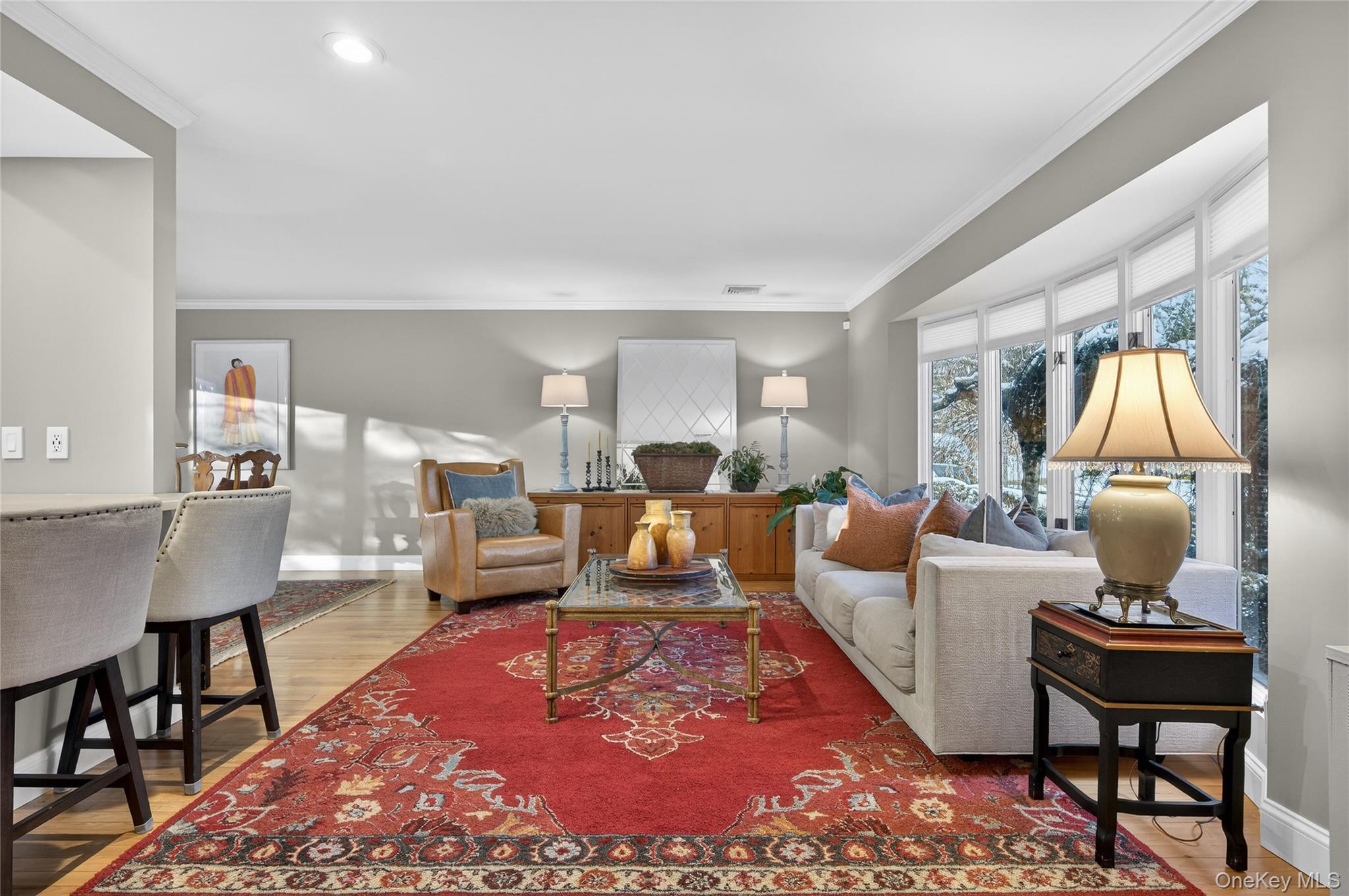 6 Dale Avenue, Syosset, NY 11791