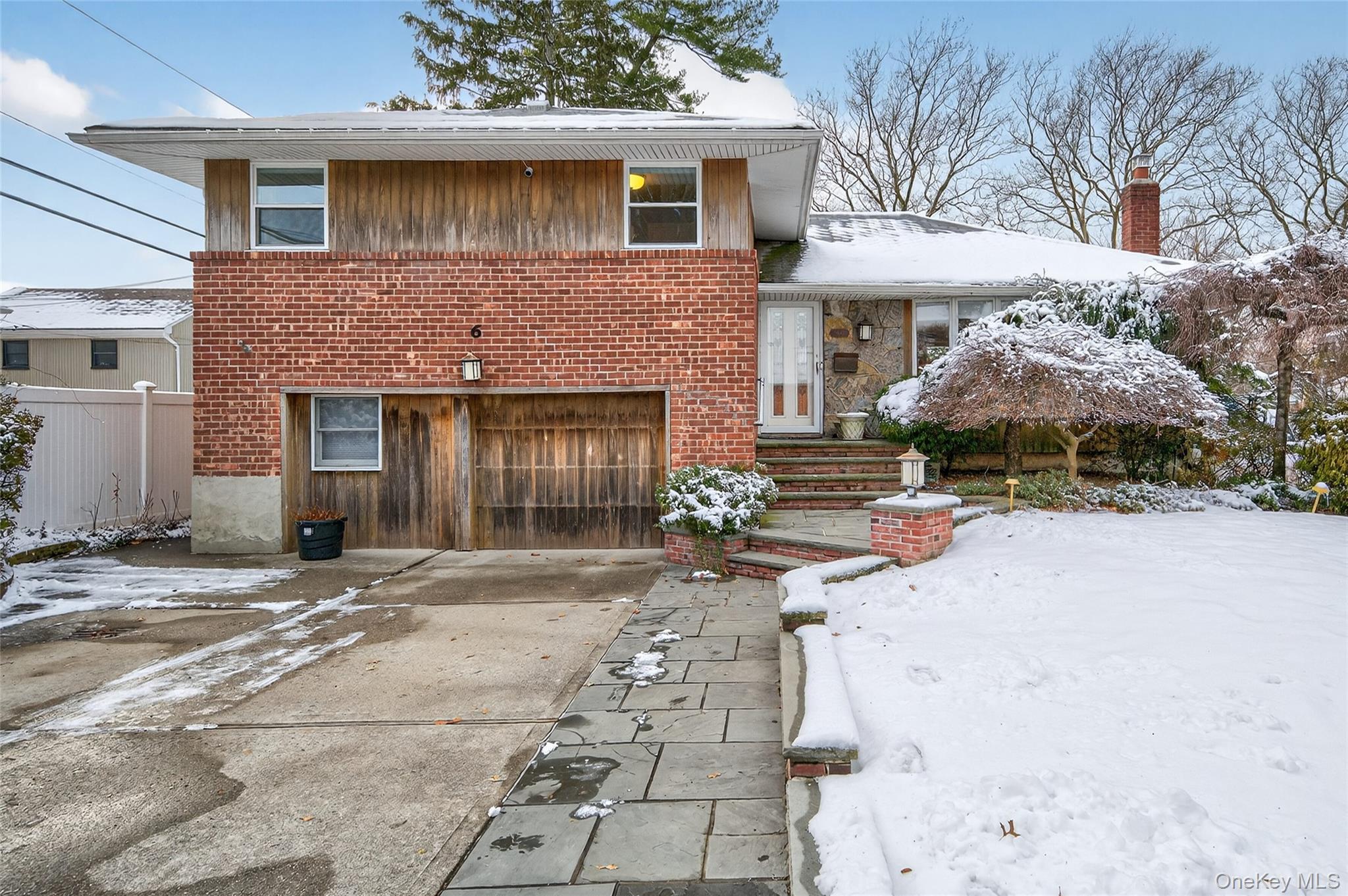 6 Dale Avenue, Syosset, NY 11791