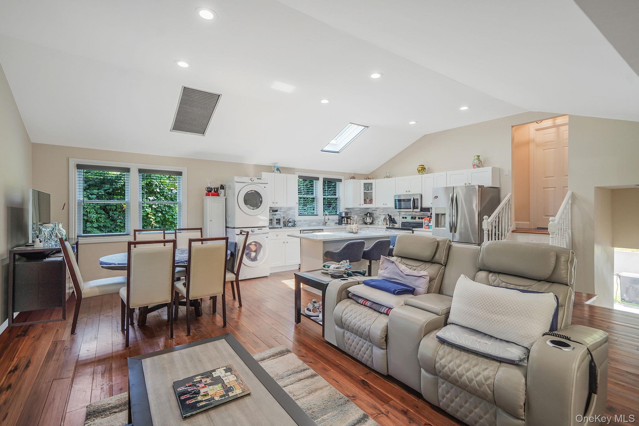 25 Cherry Lane, Wading River, NY 11792