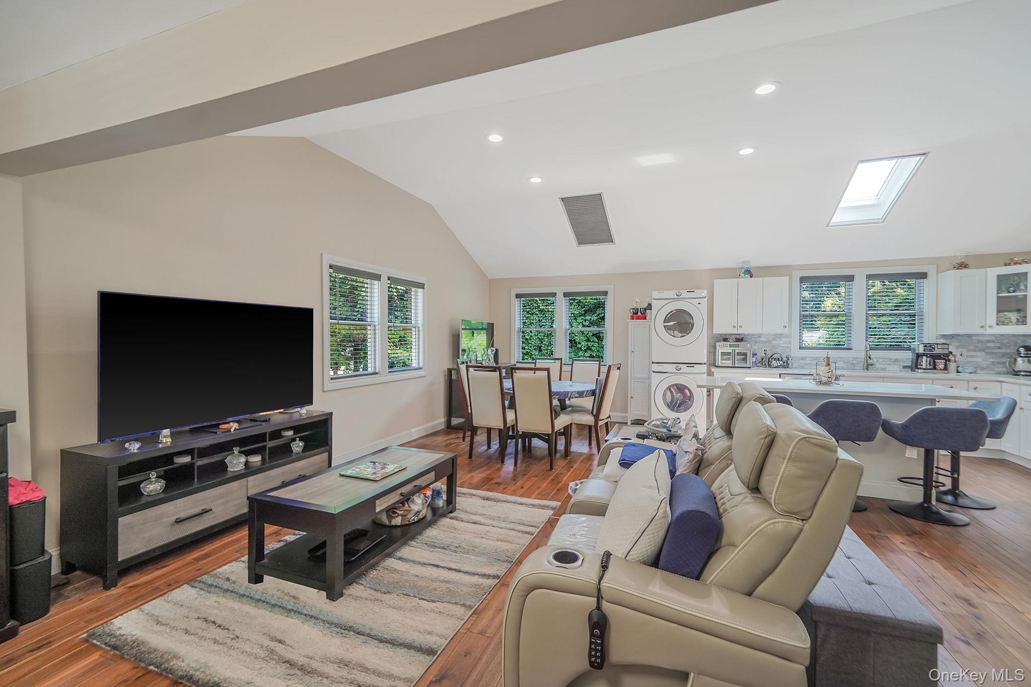 25 Cherry Lane, Wading River, NY 11792