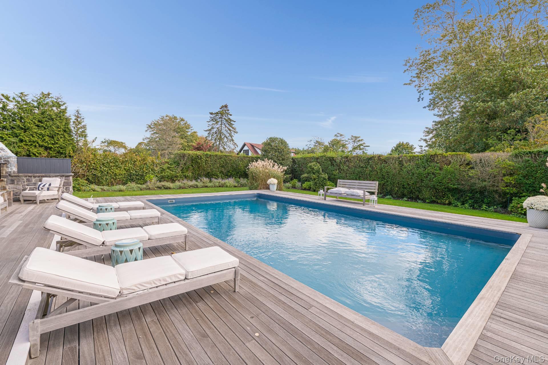 40 Library Avenue, Westhampton Beach, NY 11978