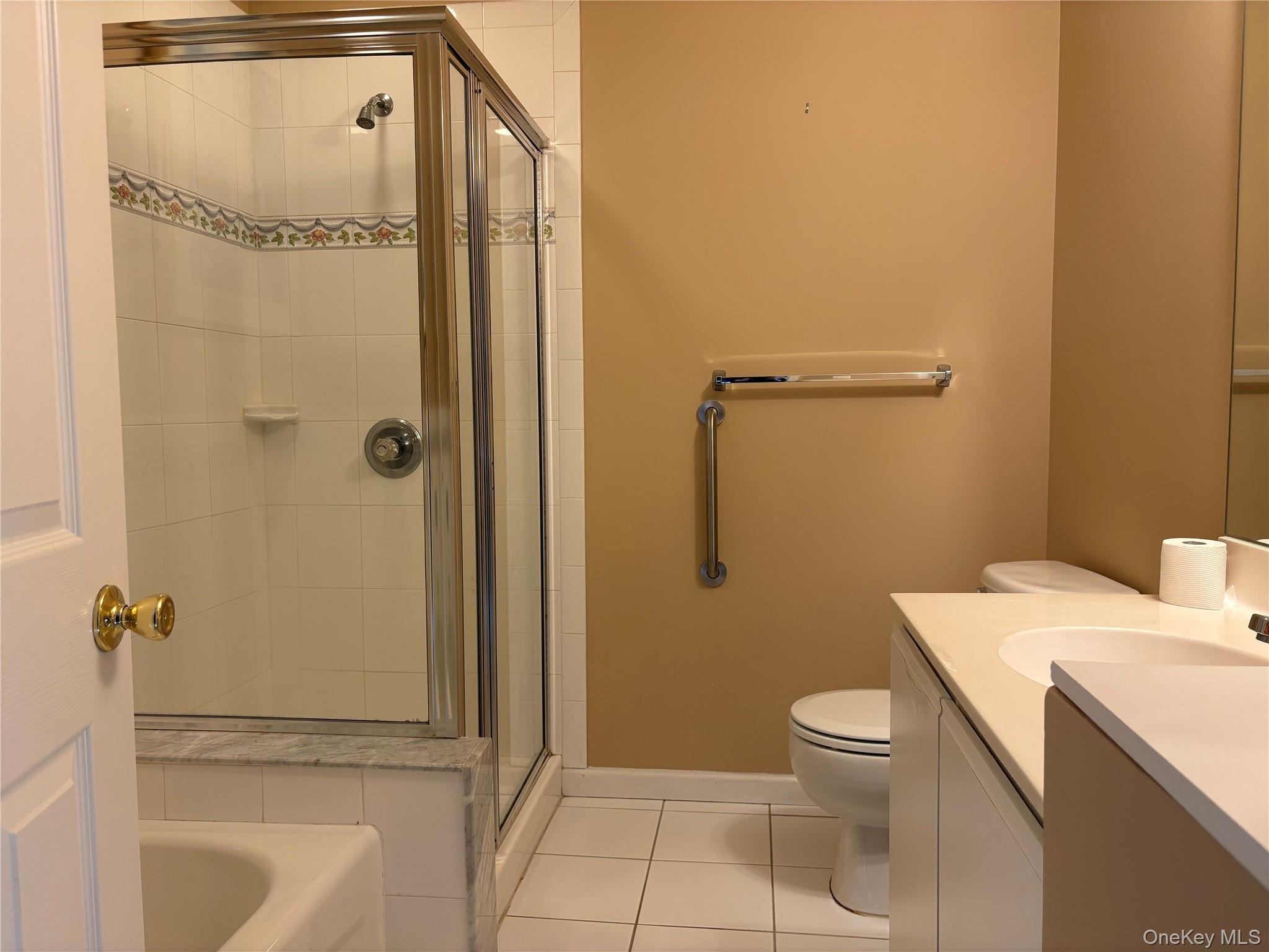 104 Scenic Lake Drive, Riverhead, NY 11901