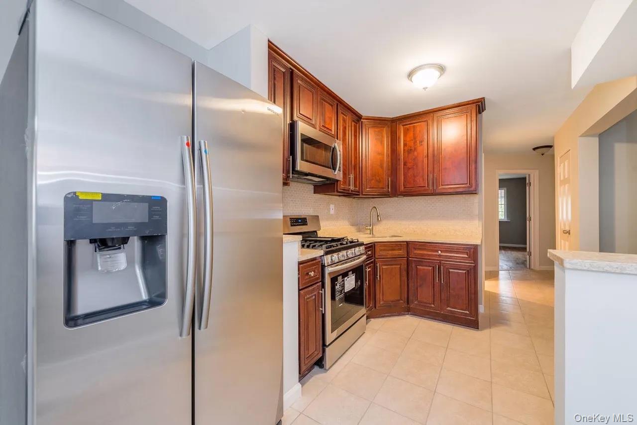 3410 Bronxwood Avenue, Bronx, NY 10469