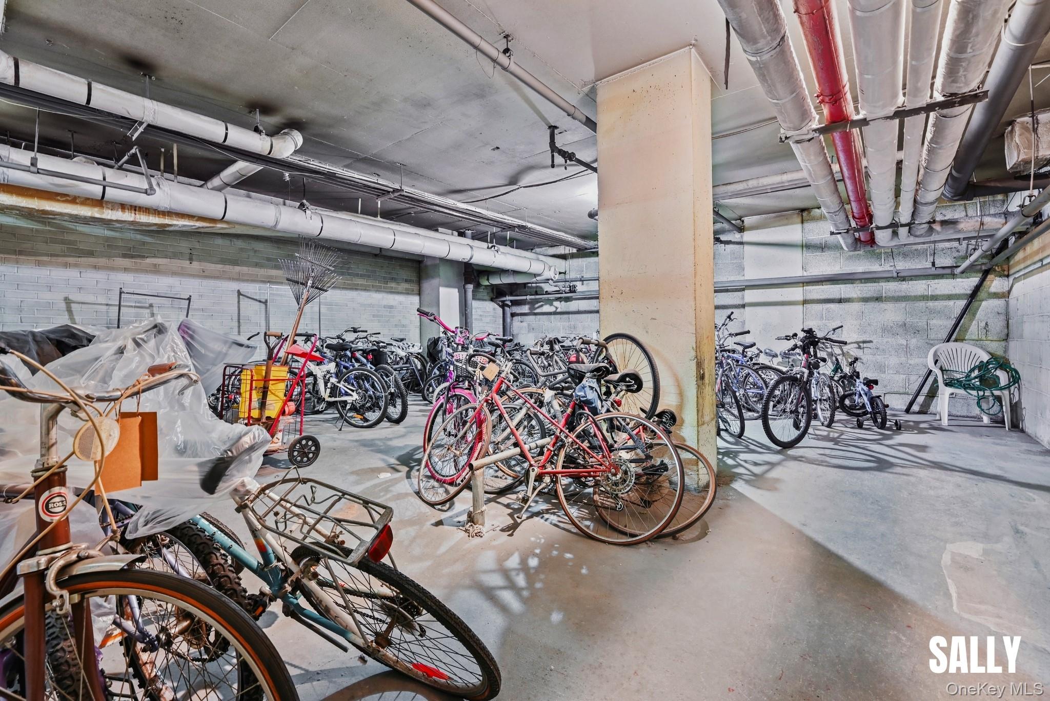 138-10 Franklin Avenue # 2L, Flushing, NY 11355