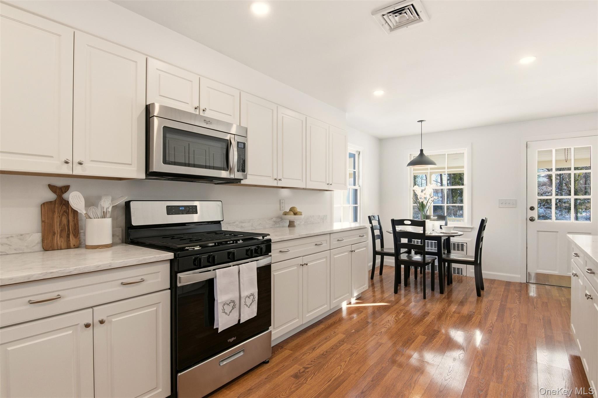 55 White Hill Road, Cold Spring Harbor, NY 11724