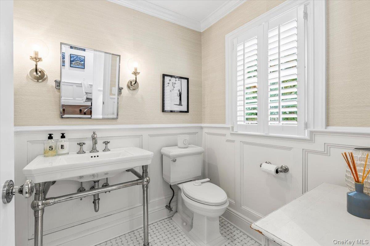 2 Cowles Avenue, Rye, NY 10580