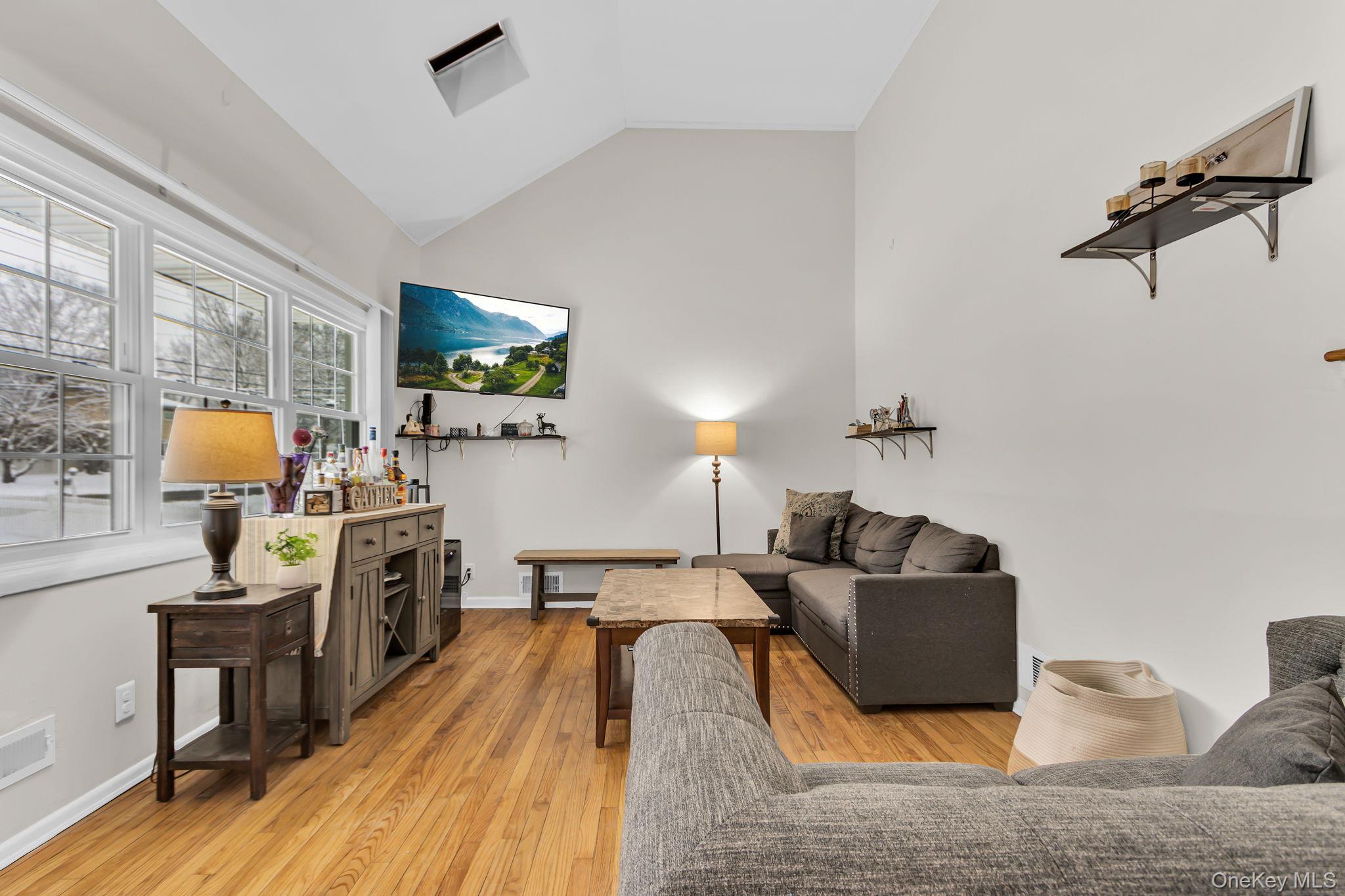 963 Fox Meadow Road, Yorktown Heights, NY 10598