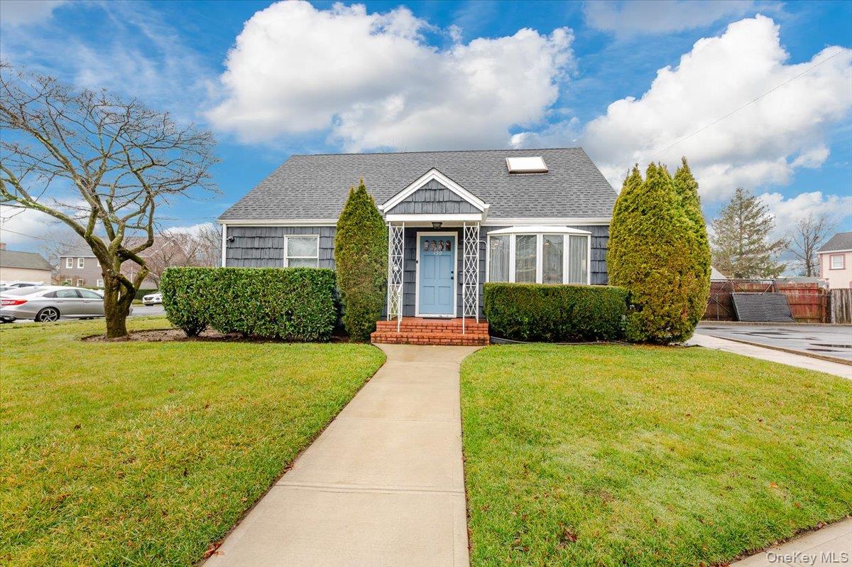 150 Park Avenue, Hicksville, NY 11801