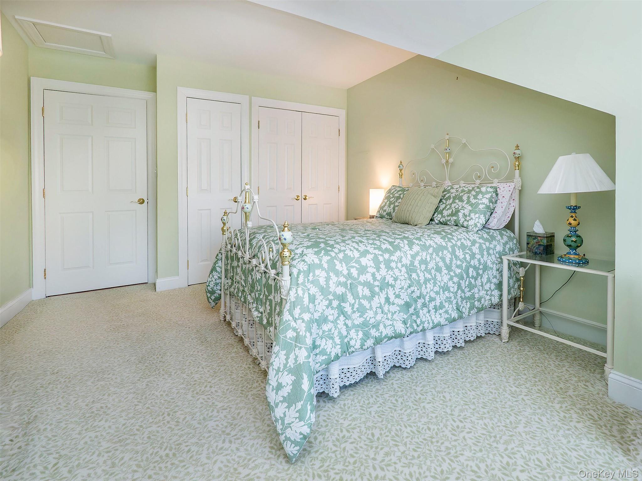 229 Miro Place # 422, Port Washington, NY 11050