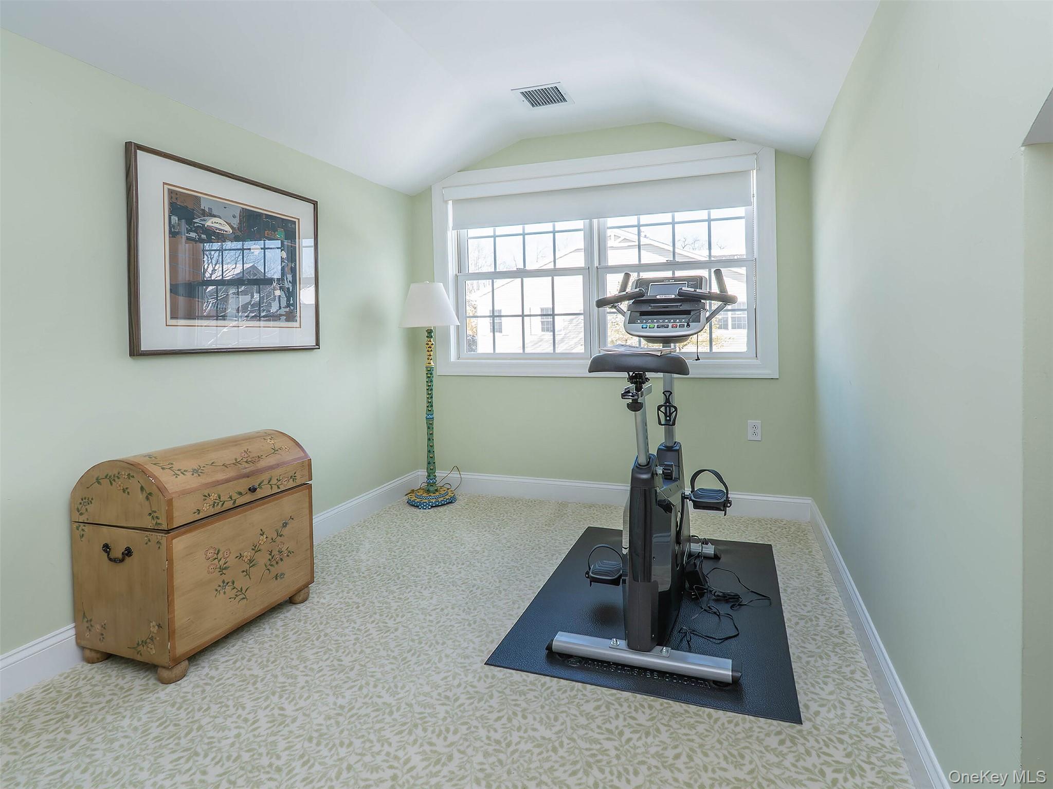 229 Miro Place # 422, Port Washington, NY 11050